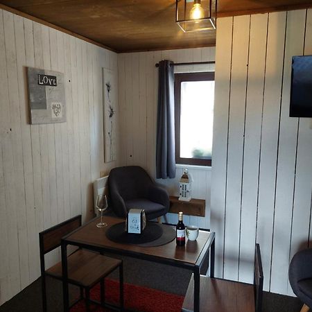 マルメディ La Petite Suisse Bed & Breakfast エクステリア 写真
