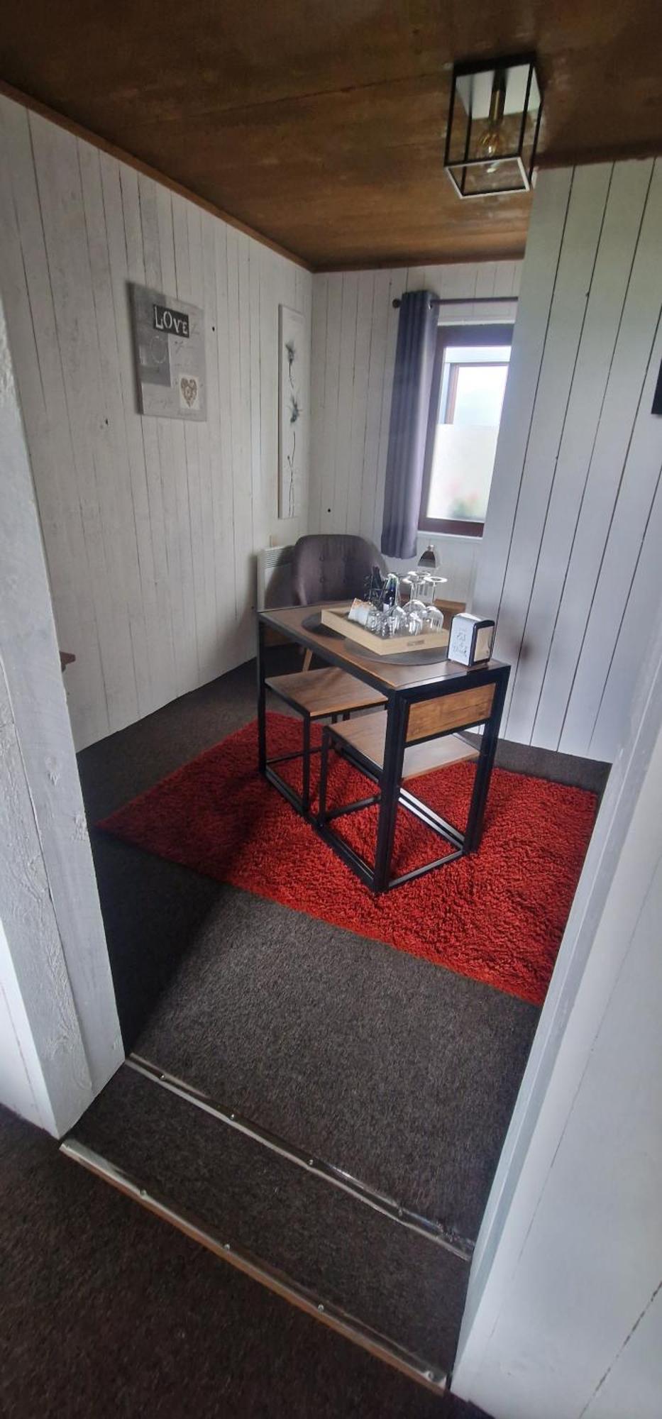 マルメディ La Petite Suisse Bed & Breakfast エクステリア 写真