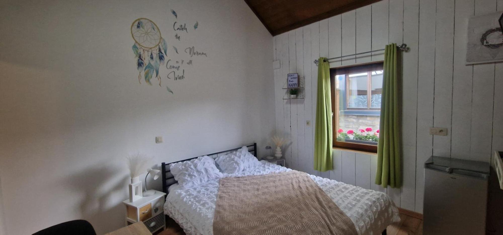 マルメディ La Petite Suisse Bed & Breakfast エクステリア 写真