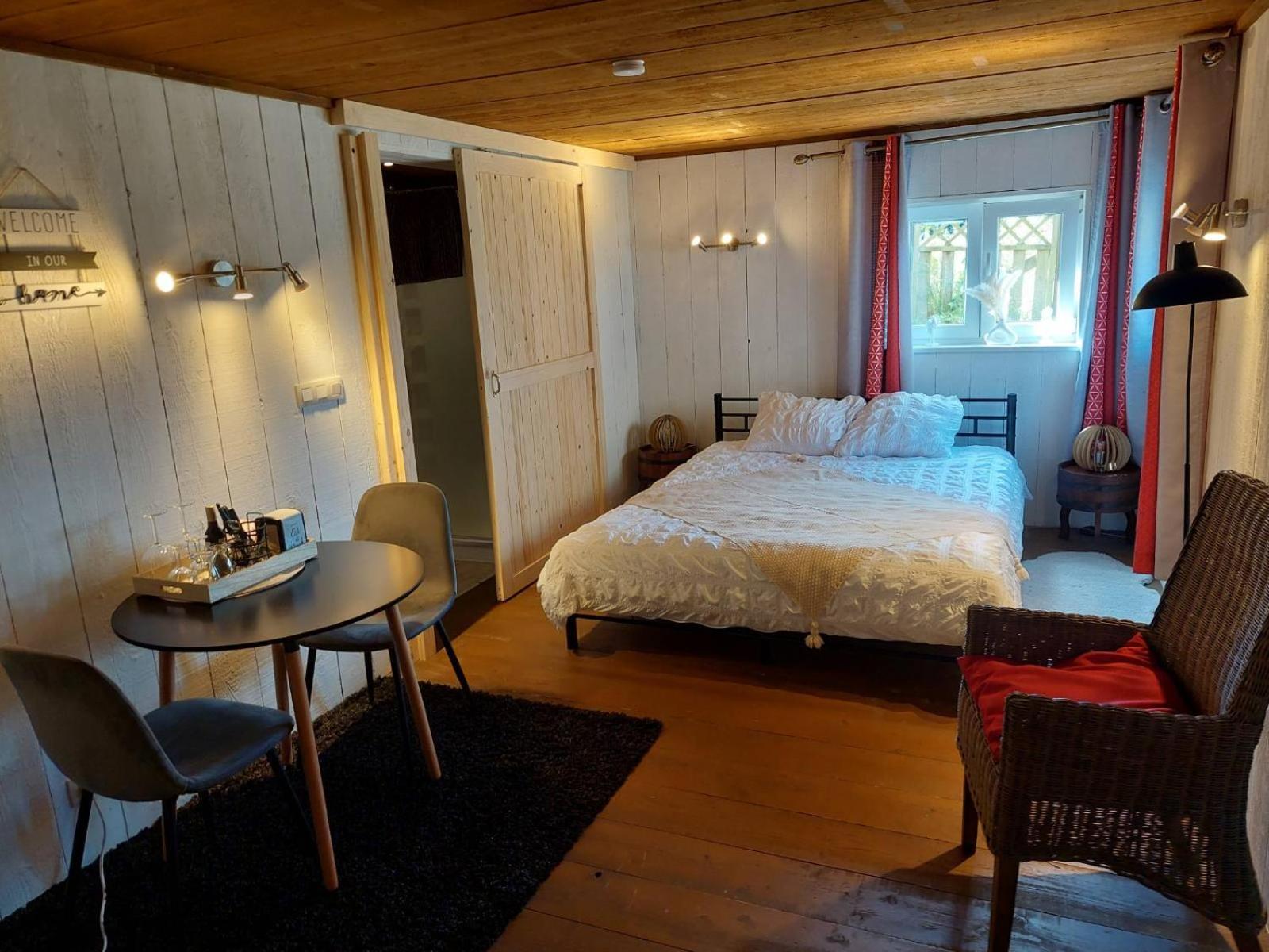 マルメディ La Petite Suisse Bed & Breakfast エクステリア 写真