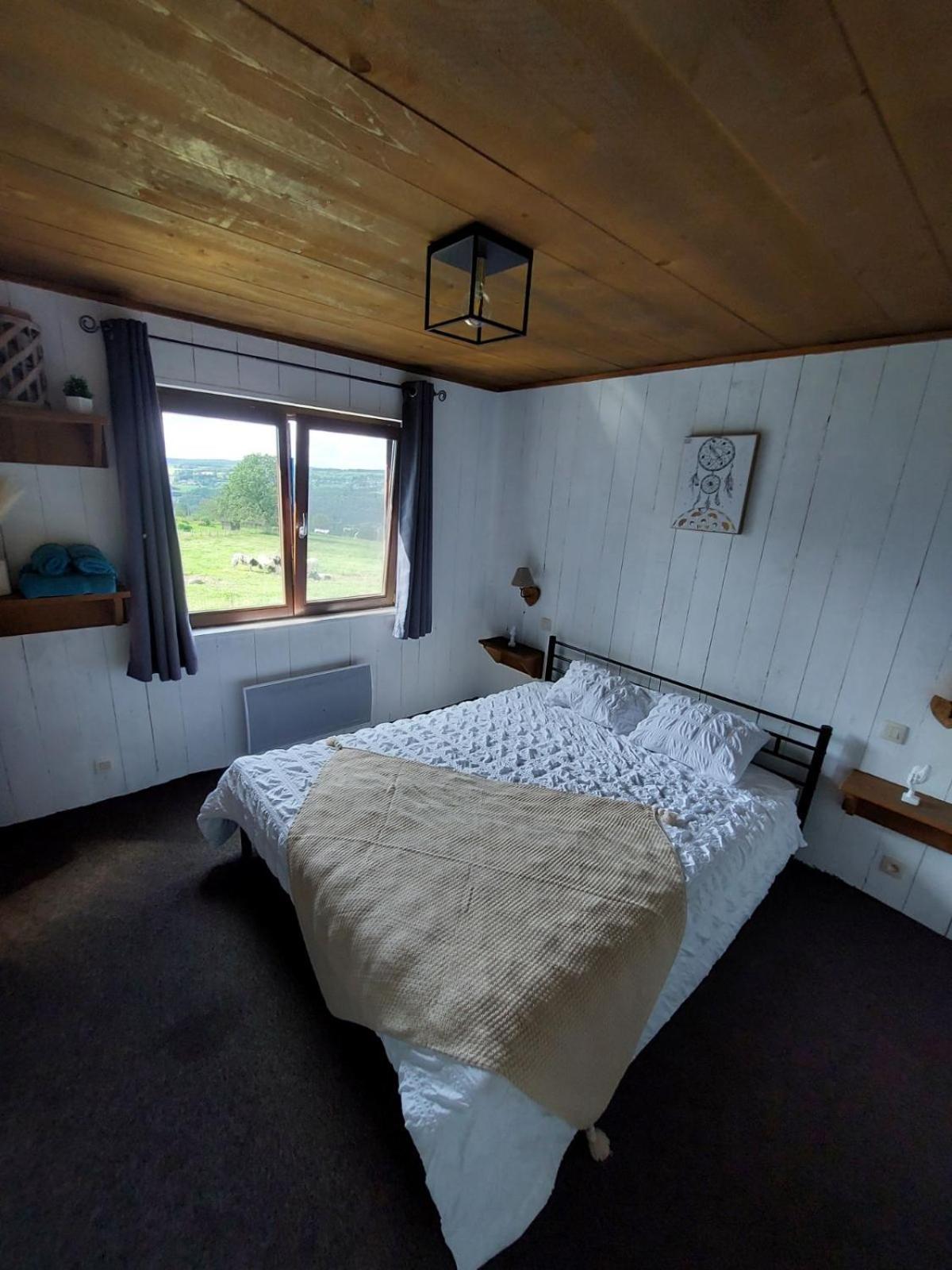 マルメディ La Petite Suisse Bed & Breakfast エクステリア 写真